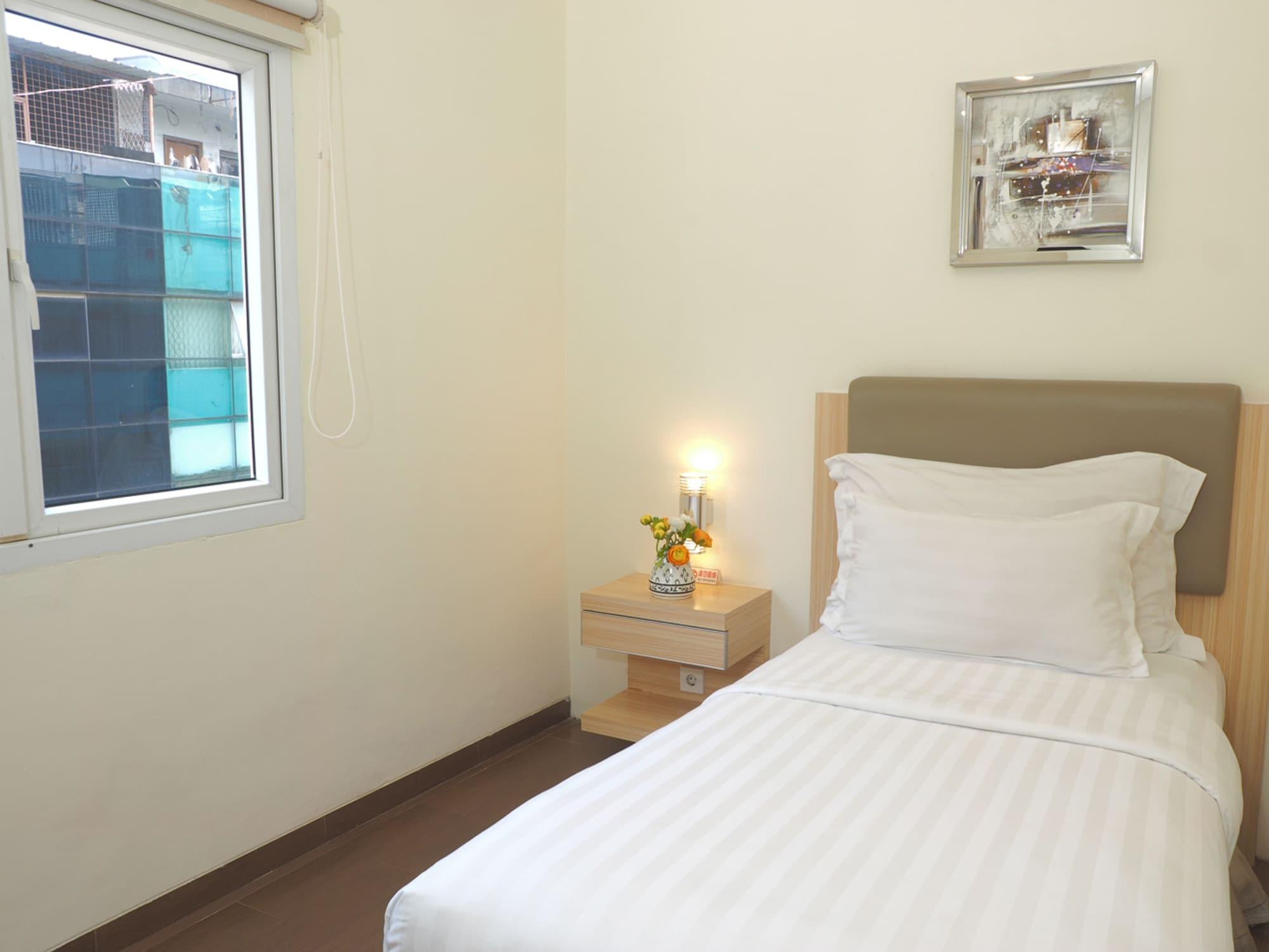 D'Primahotel Wtc Mangga Dua Джакарта Экстерьер фото
