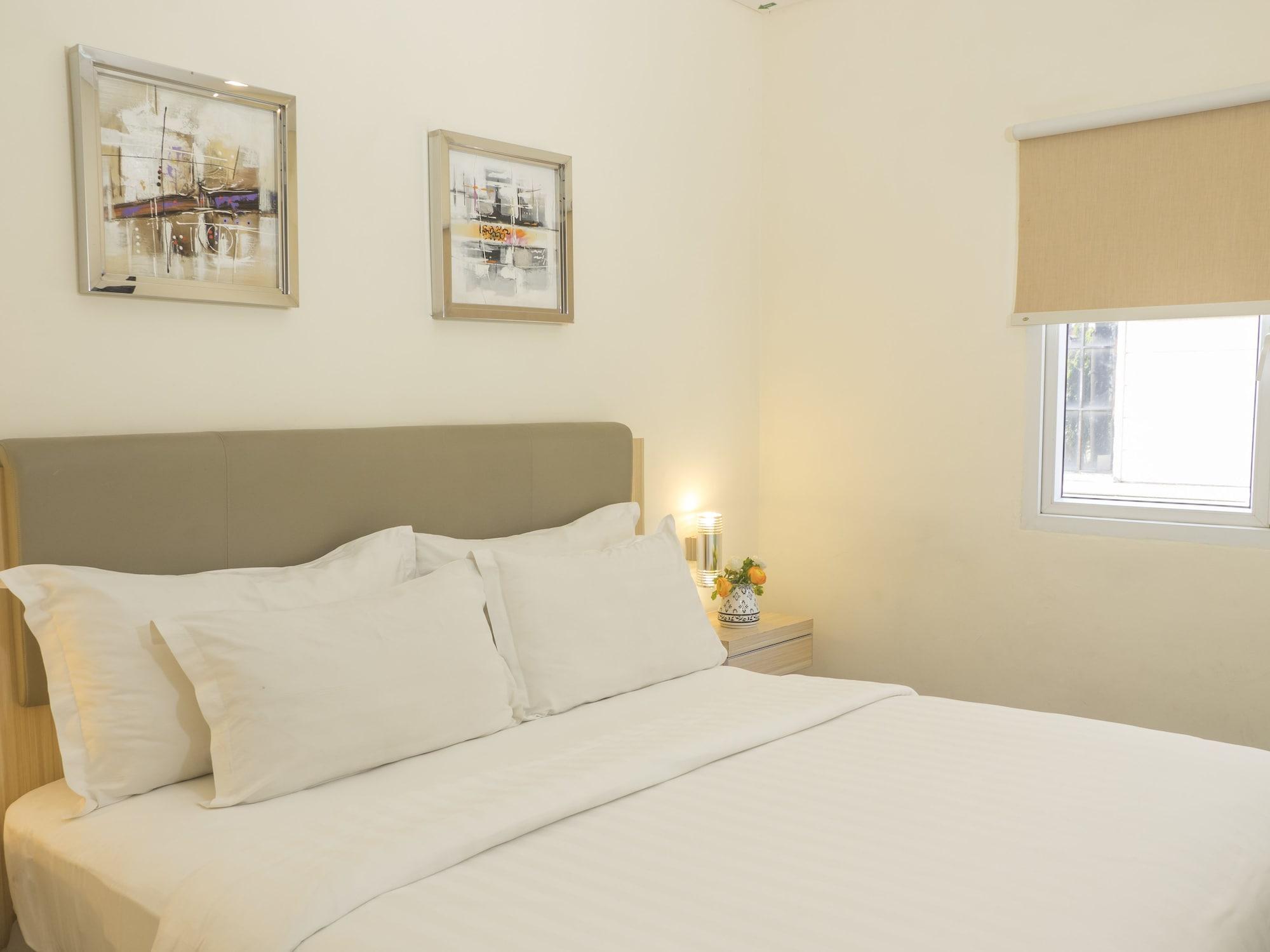 D'Primahotel Wtc Mangga Dua Джакарта Экстерьер фото