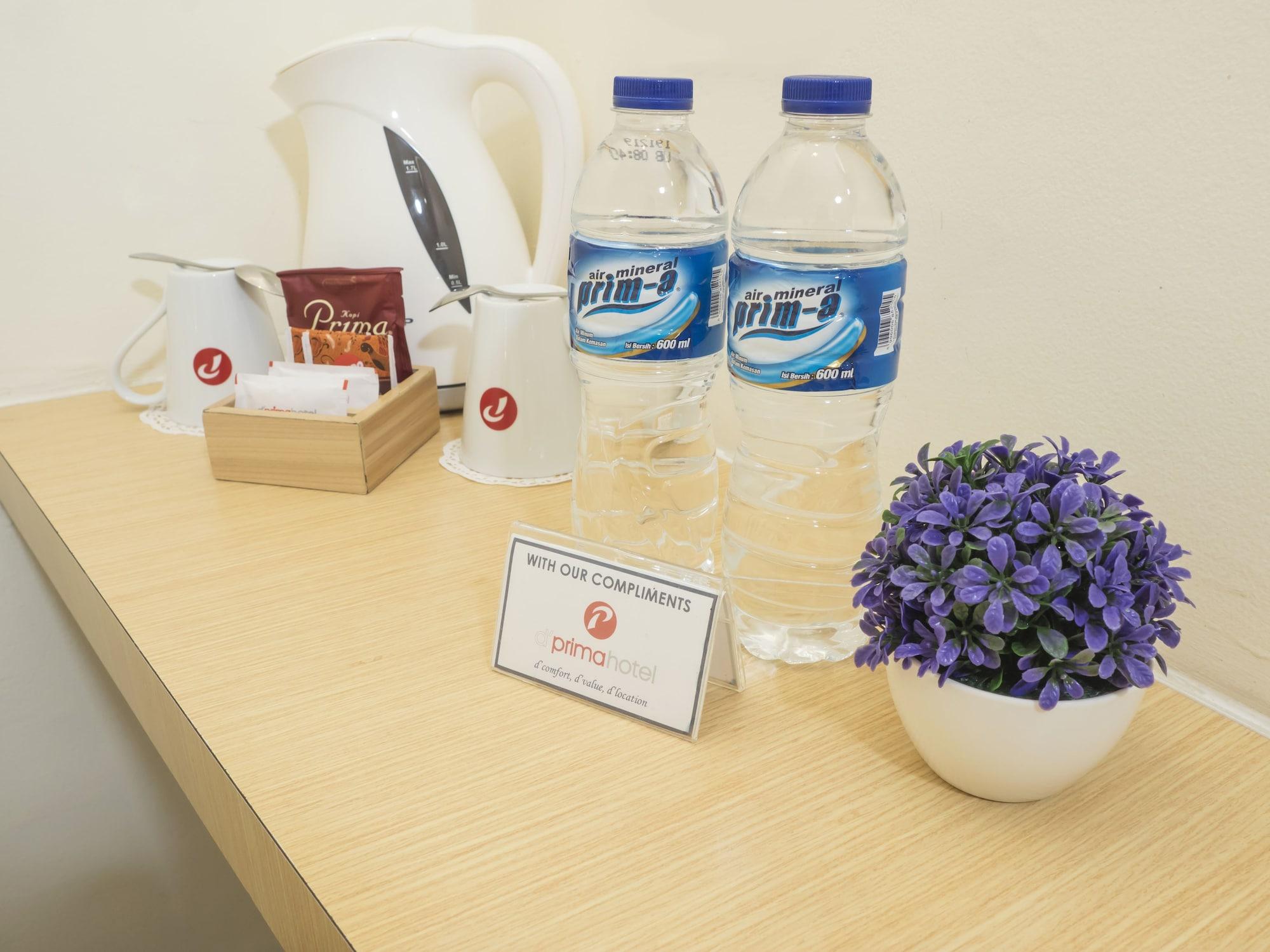 D'Primahotel Wtc Mangga Dua Джакарта Экстерьер фото