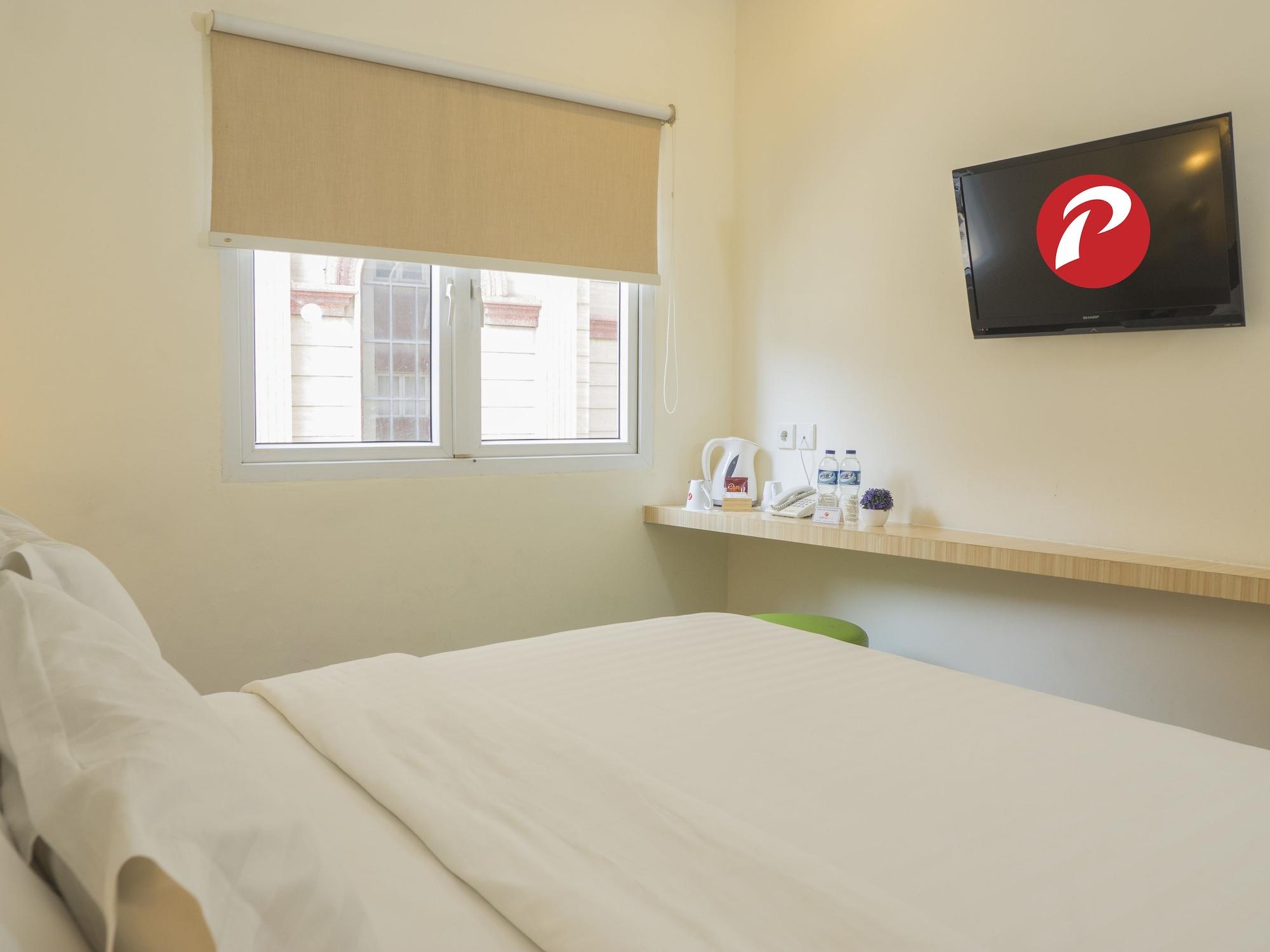 D'Primahotel Wtc Mangga Dua Джакарта Экстерьер фото