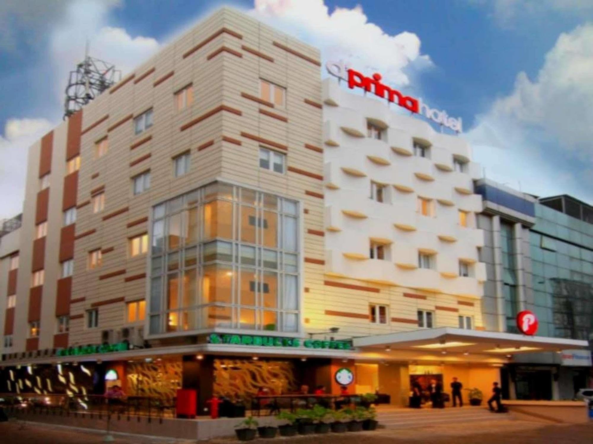 D'Primahotel Wtc Mangga Dua Джакарта Экстерьер фото