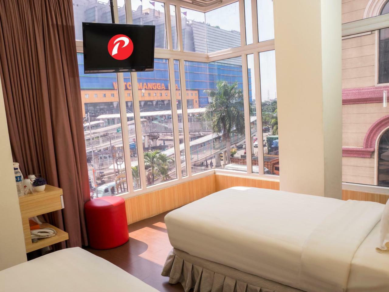 D'Primahotel Wtc Mangga Dua Джакарта Экстерьер фото