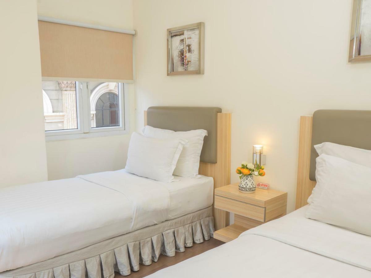 D'Primahotel Wtc Mangga Dua Джакарта Экстерьер фото